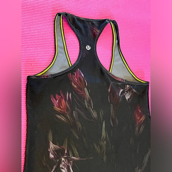 Lululemon Cool Racerback - Picture 3 of 15